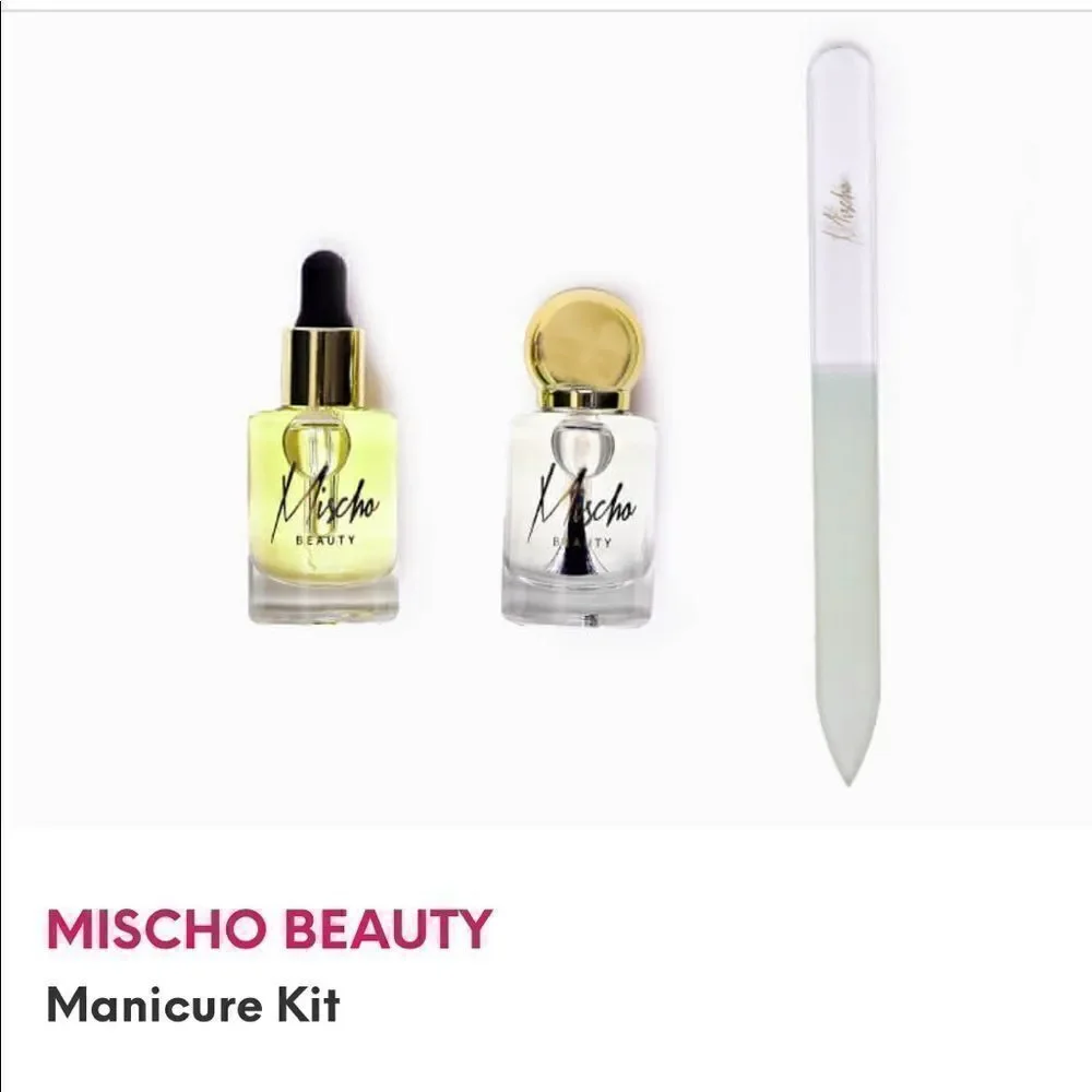 MISCHO BEAUTY Manicure Kit ipsy drawstring bag all new never used